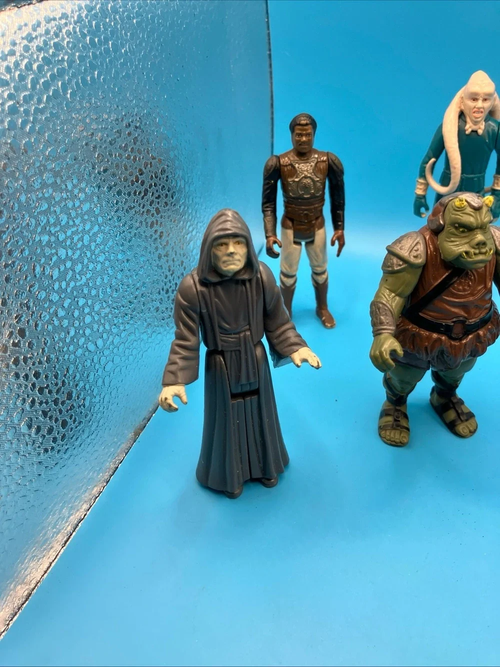 lot of 8 vintage Star Wars Figures